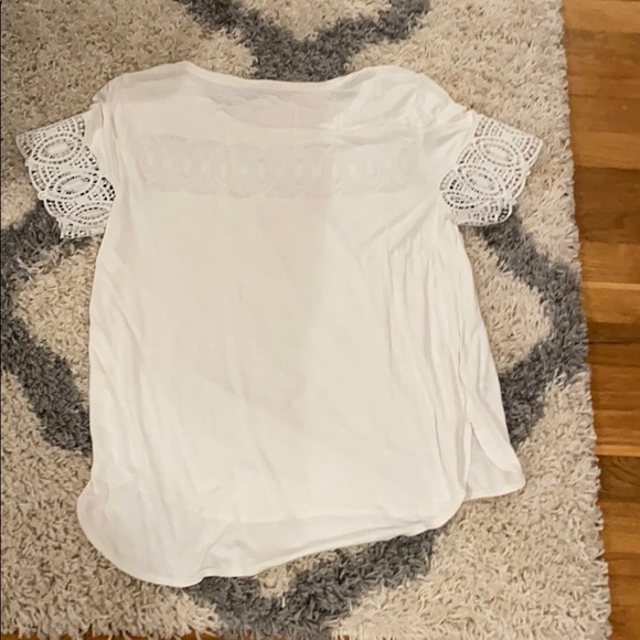 Women’s Loft Blouse - Picture 5 of 8